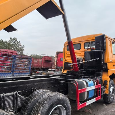 खरीदें अनुकूलन योग्य रंग प्रयुक्त कारें HOWO 10 टायर 75cbm 6X4 ईंधन टैंकर 300L online manufacture