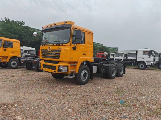 अच्छी कीमत शक्तिशाली 25000 किलोग्राम भार Zf स्टीयरिंग Shacman F3000 400L डीजल टैंक के साथ ट्रैक्टर ट्रक ऑनलाइन
