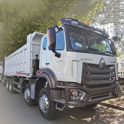 अच्छी कीमत HOWO NX दाएं या बाएं हाथ से ड्राइव 320-400HP दूसरा हाथ TIPPER ट्रक 12 पहिया 8X4 खनन डंप ट्रक ईंधन टैंक 400L ऑनलाइन