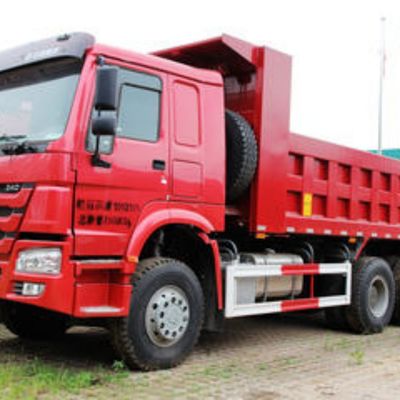 अच्छी कीमत 25-30 टन क्षमता HOWO 6X4 डंप ट्रक 371HP-400HP मैनुअल ट्रांसमिशन के साथ 10 पहियों 75cbm ऑनलाइन